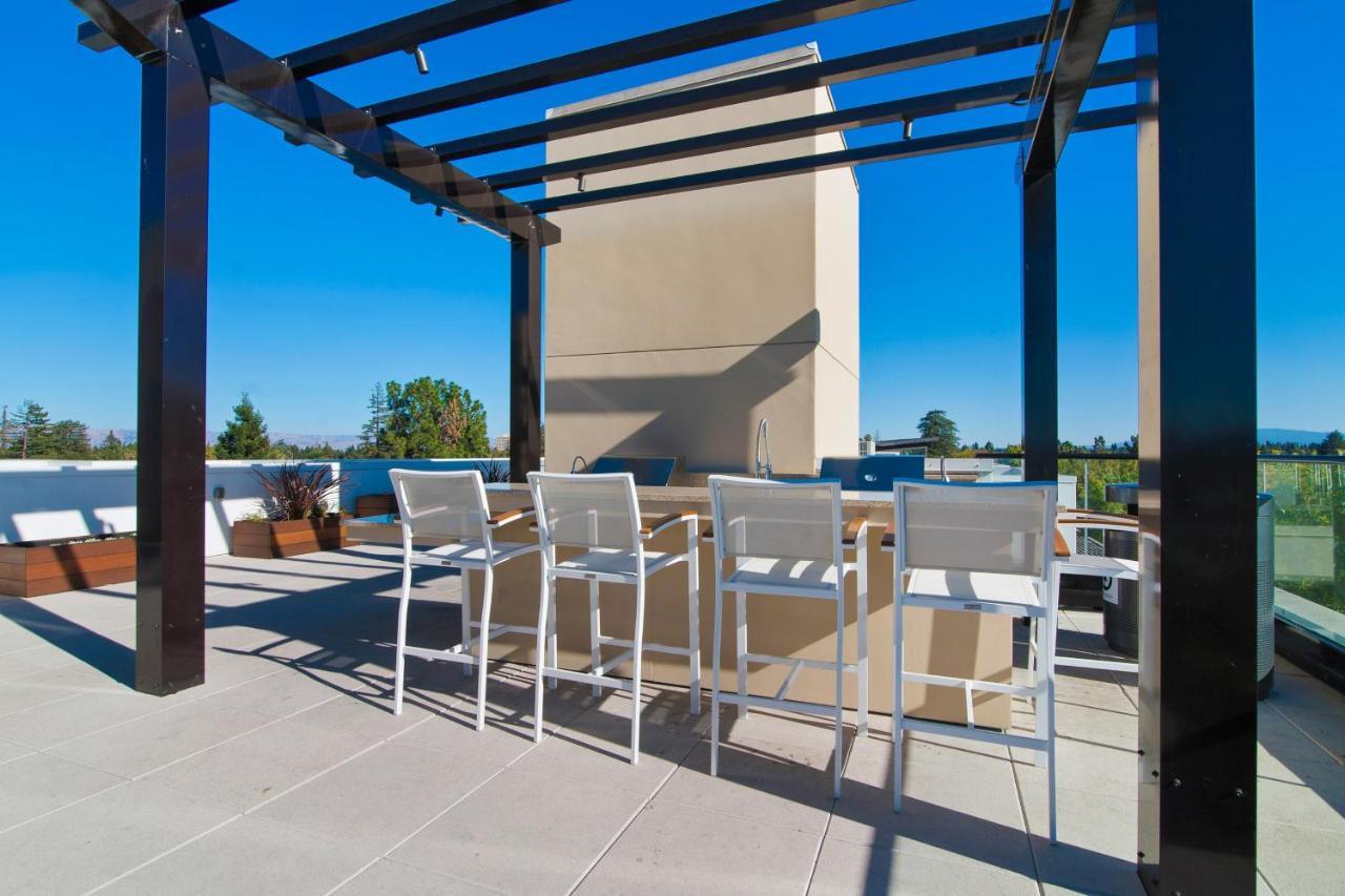 Global Luxury Suites At Downtown Mountain View Exterior photo